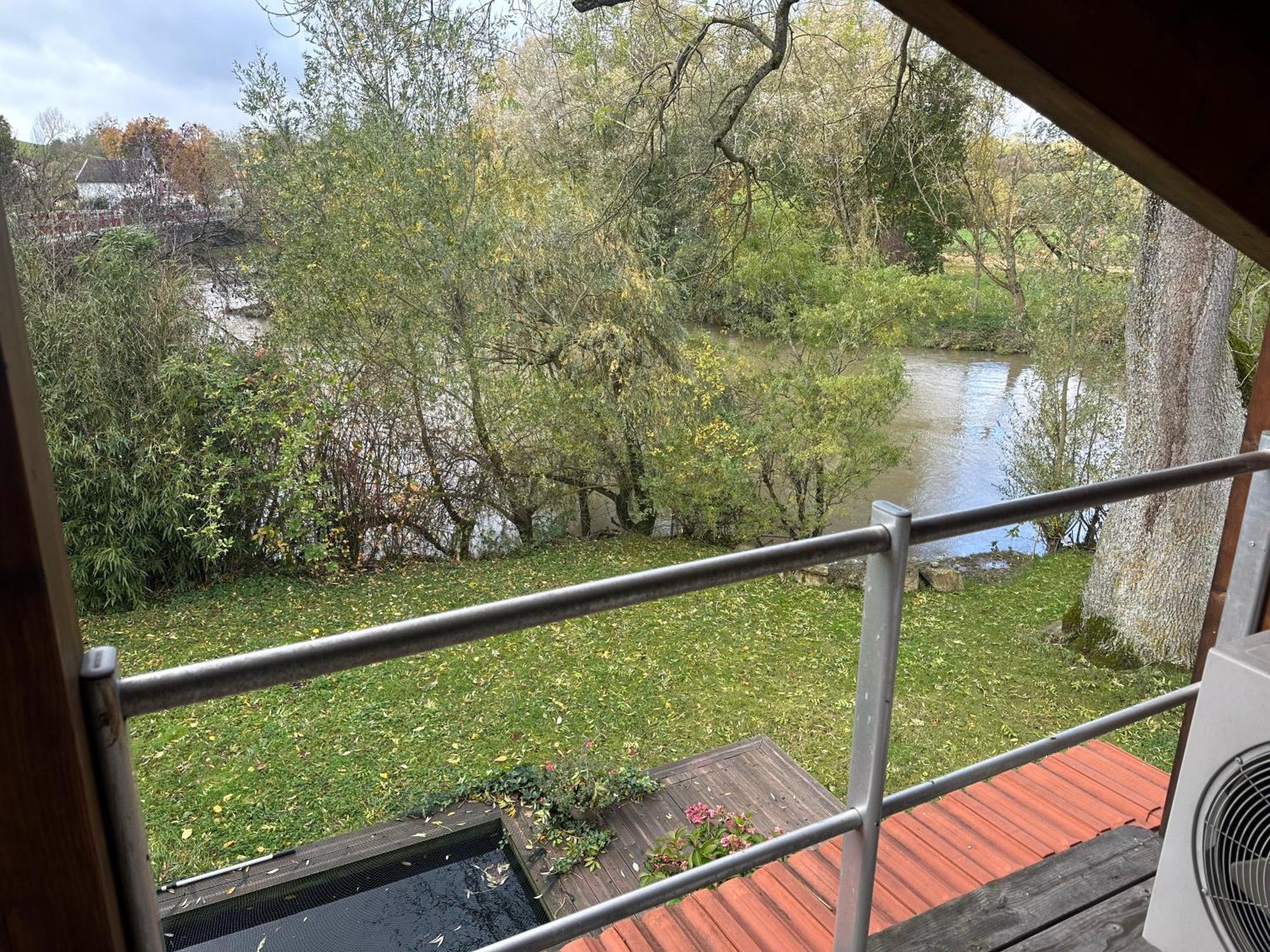 Riviere Et Jardin A Vos Pieds Leilighet Pulligny Eksteriør bilde